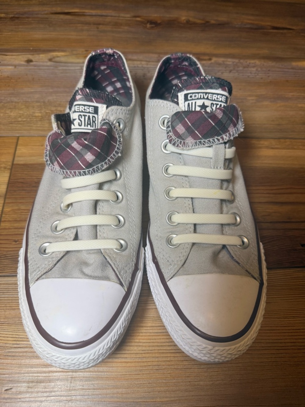 Converse All Star Low Top Sneakers Womens 8 Gray Canvas Plaid Lined Casual Shoes